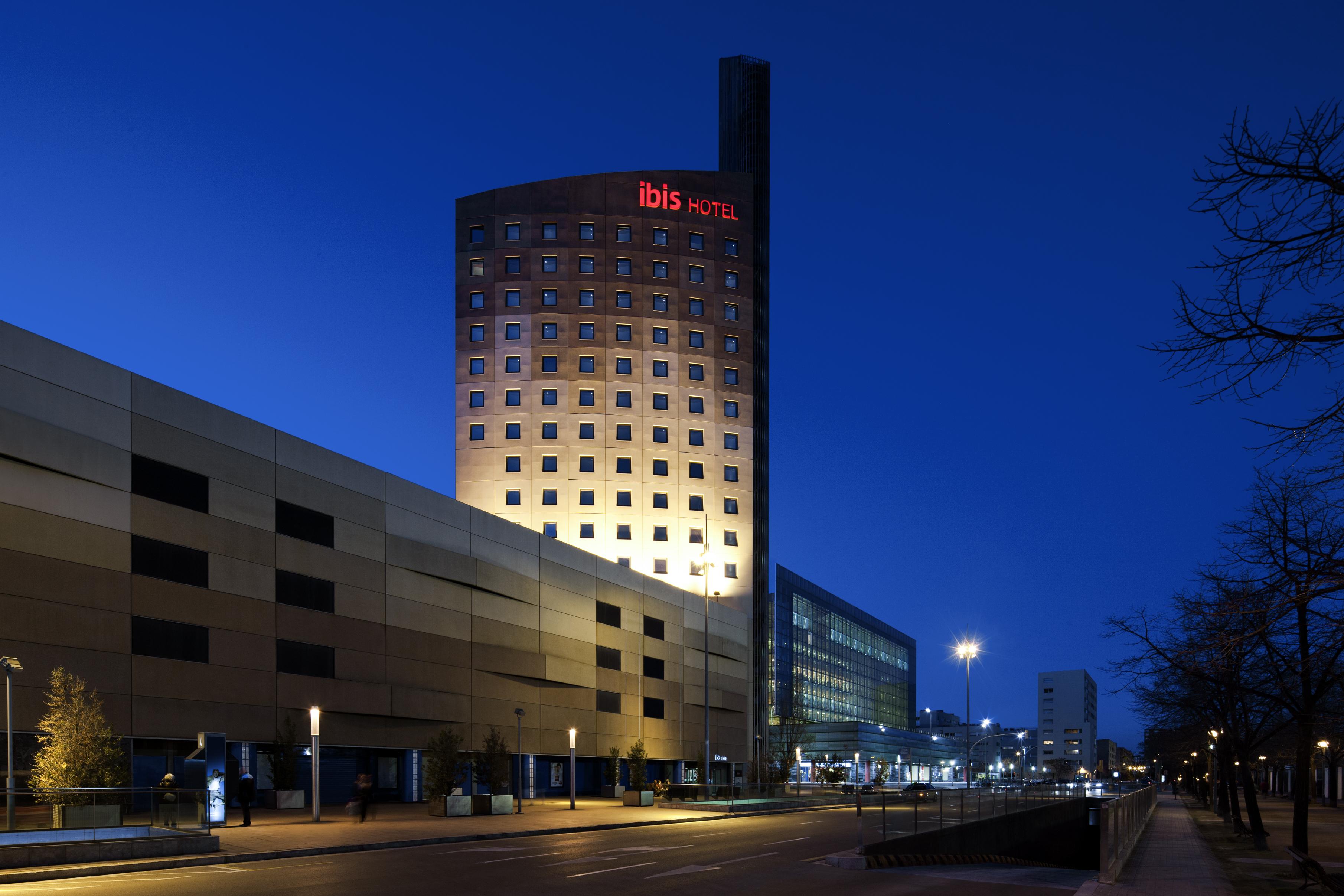 מלון Ibis Barcelona Meridiana מראה חיצוני תמונה