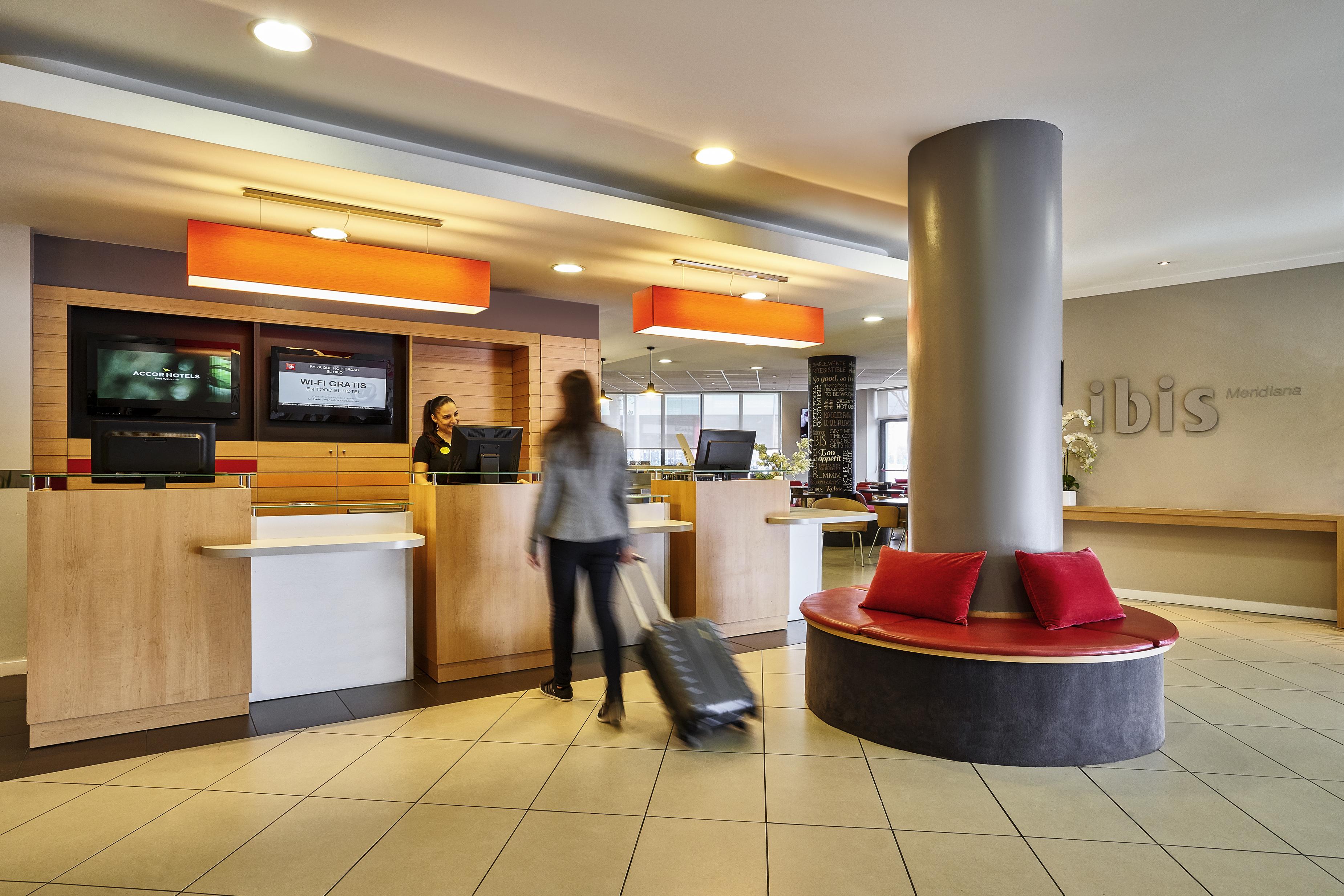 מלון Ibis Barcelona Meridiana מראה חיצוני תמונה